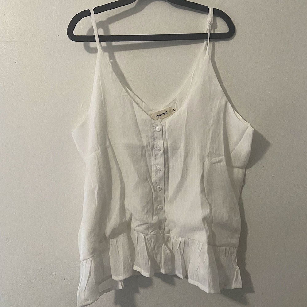 Ruffle hem cami top